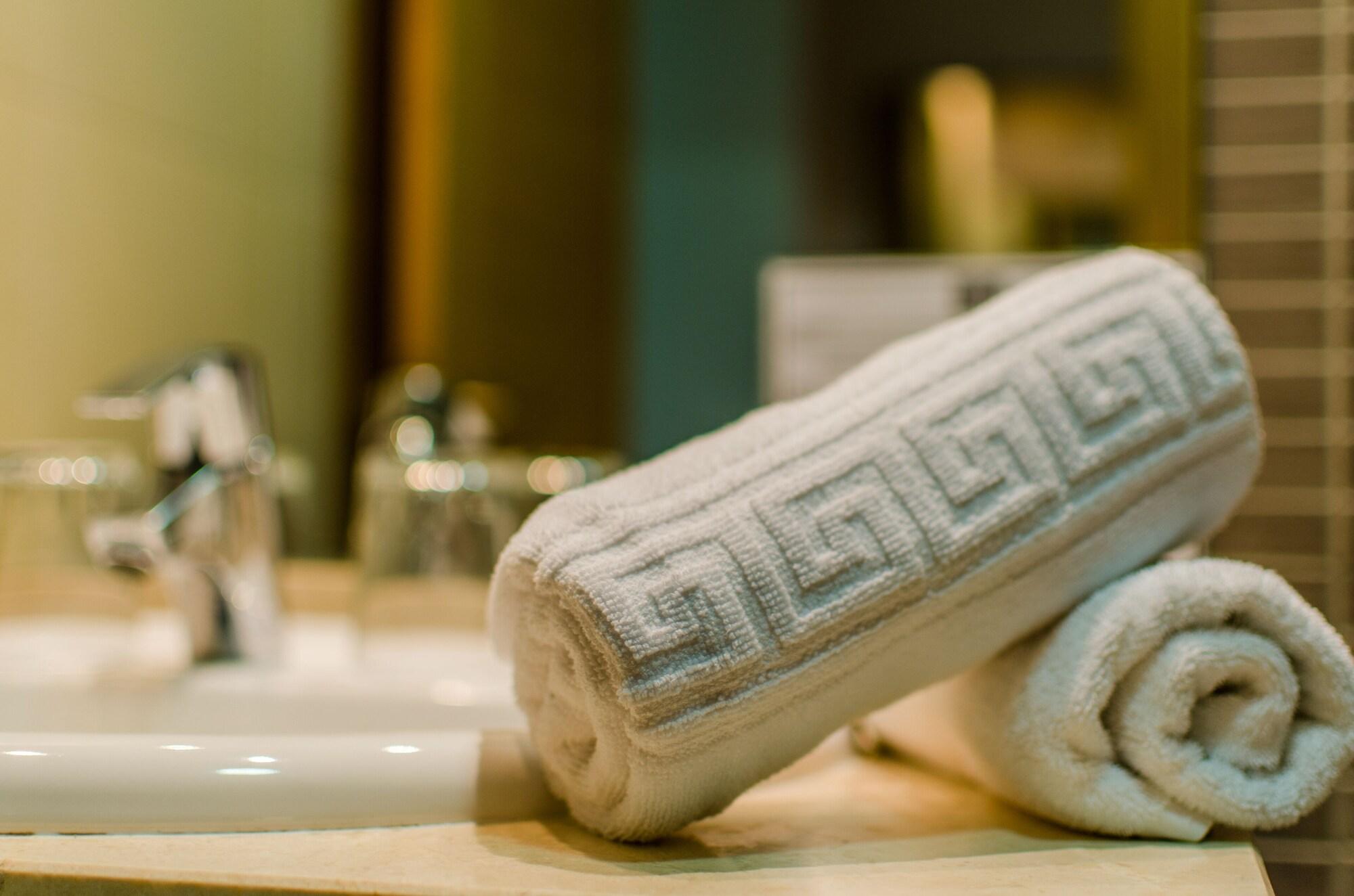 Yit Casablanca Hotel Гранада Екстериор снимка