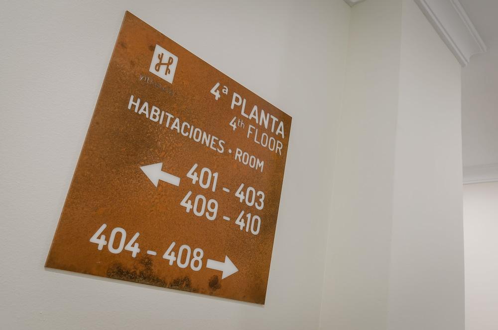 Yit Casablanca Hotel Гранада Екстериор снимка