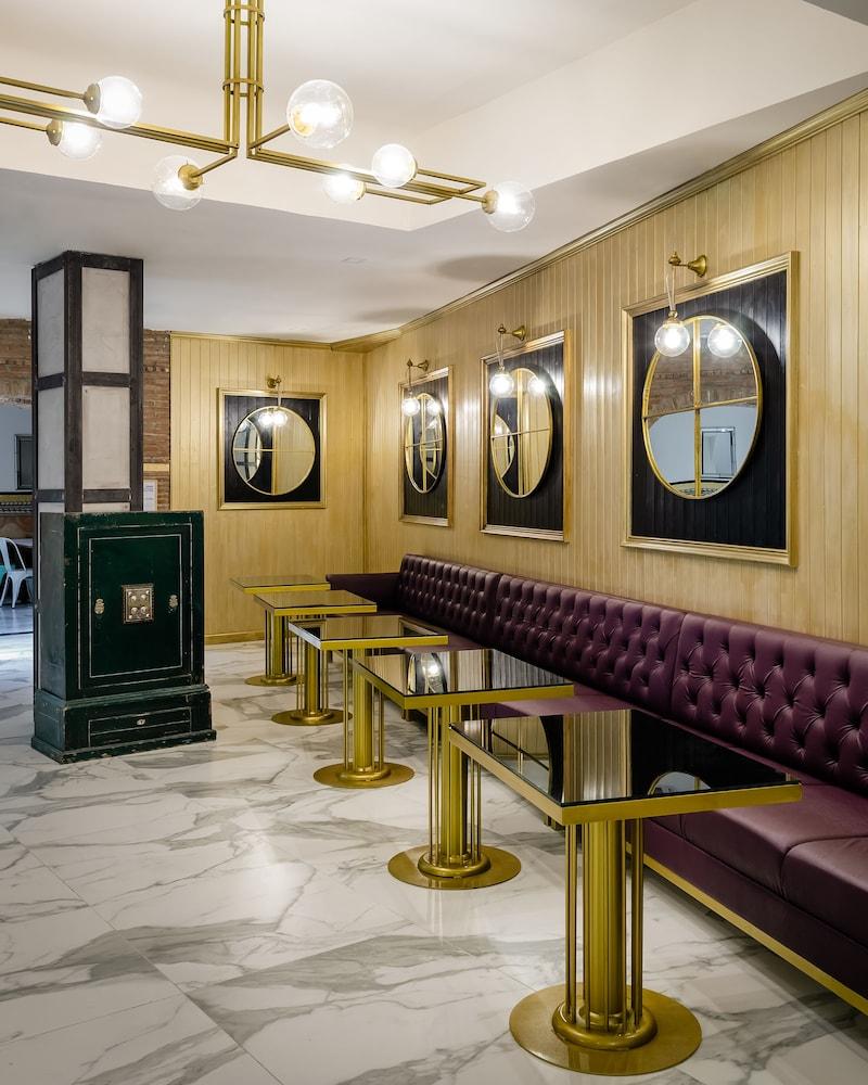 Yit Casablanca Hotel Гранада Екстериор снимка