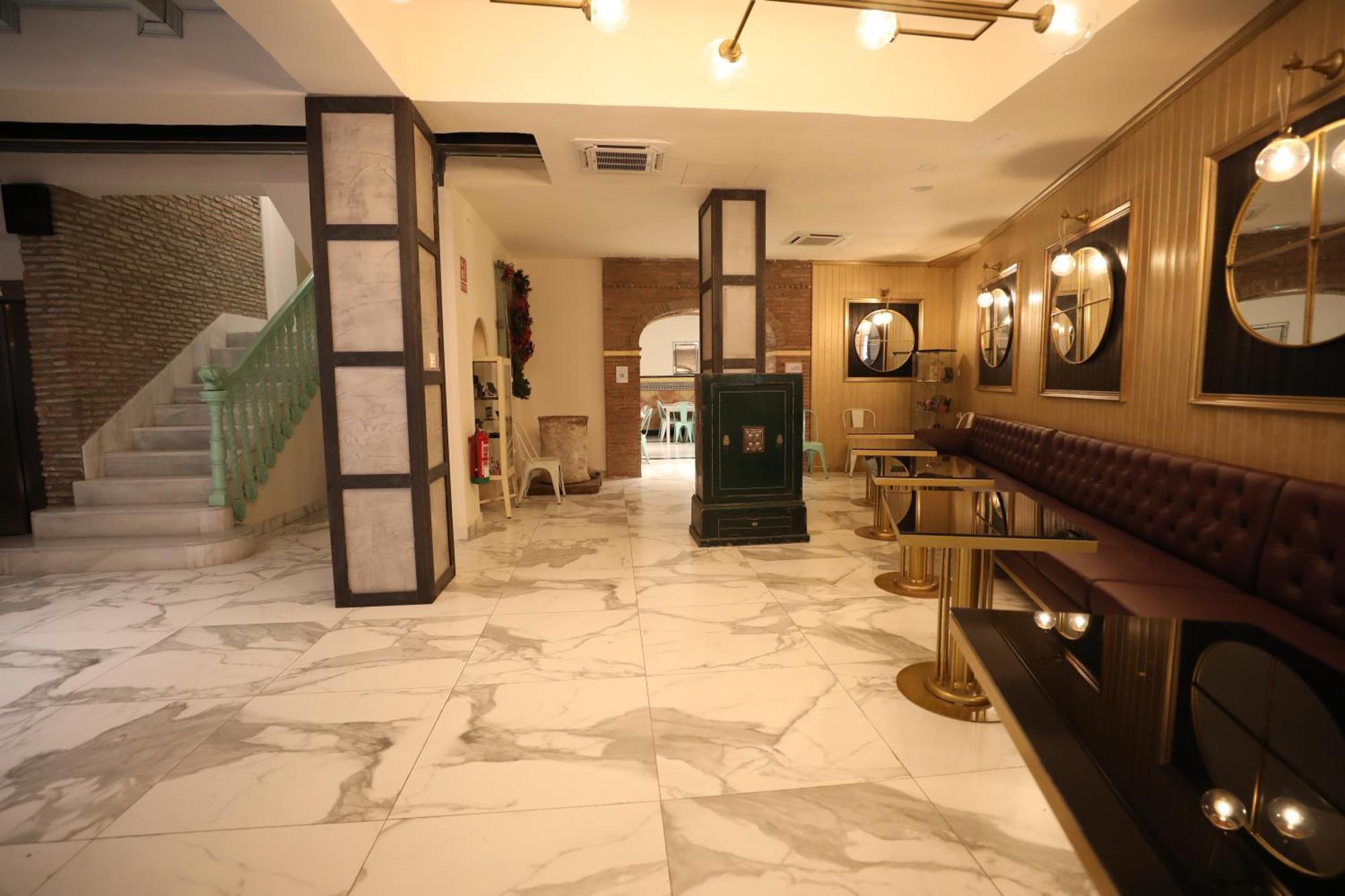 Yit Casablanca Hotel Гранада Екстериор снимка